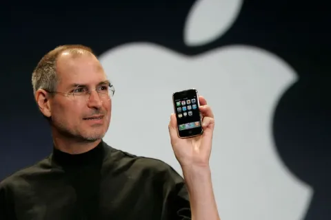 A pergunta que Steve Jobs se fazia todos os dias para evitar