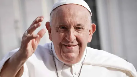 A razão pela qual o anel do Papa Francisco será destruído co