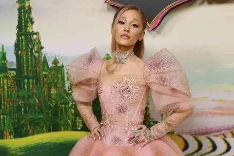 Ariana Grande explica por que decidiu mudar seu nome