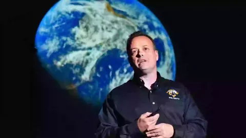 Astronauta que passou 178 dias no espaço revela “grande ment