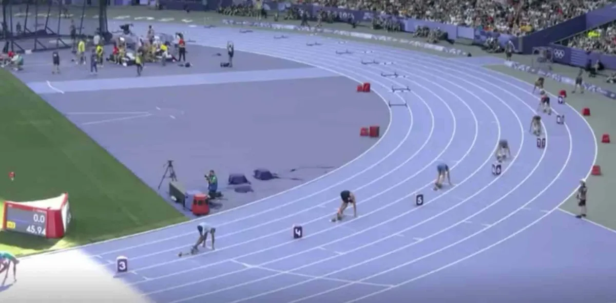 Atletismo: Por que cada atleta larga de um ponto diferente?