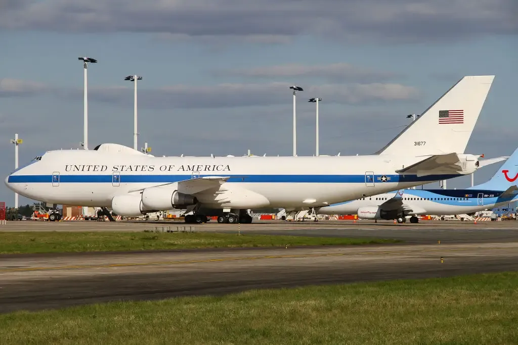 Avião do “dia do juízo final” é avistado sobre base nuclear