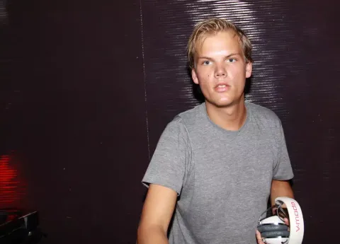 Avicii: A luta do DJ contra a fama e a depressão