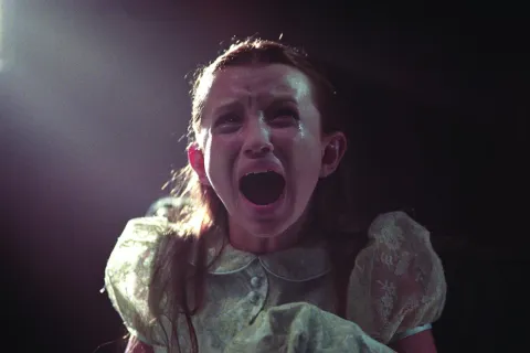 Cena doentia eleita o início de filme de terror mais chocant