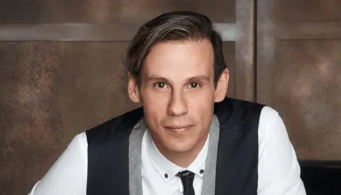 CEO da Chilli Beans diz que não usará mais usar o dólar em n