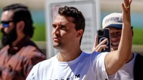 Charlie Kirk “previu” a própria morte em um post assombroso 