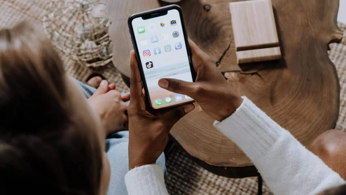 Como fazer a bateria do celular durar o dobro sem instalar n