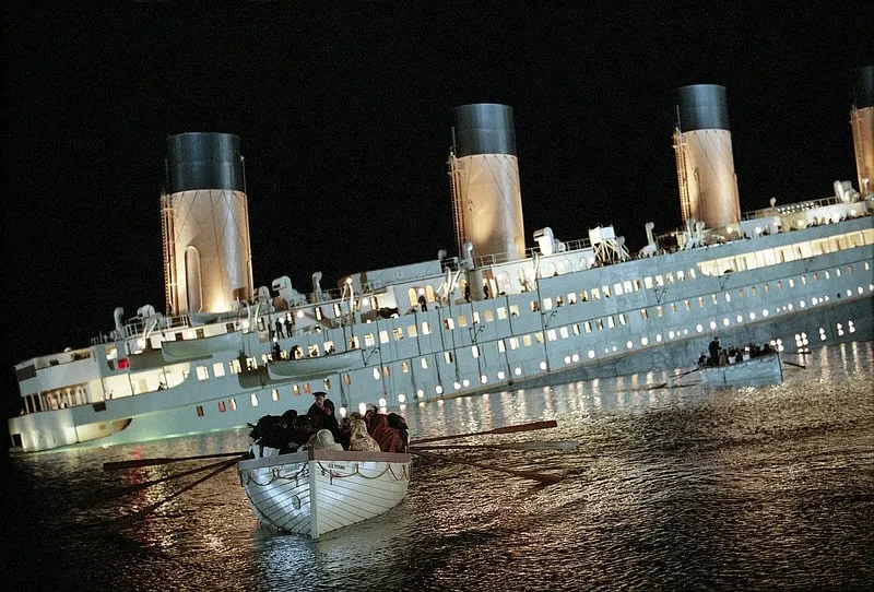 Como realmente foi o naufrágio do Titanic?