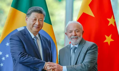 Crescem as ambições da China sobre os minerais críticos no B