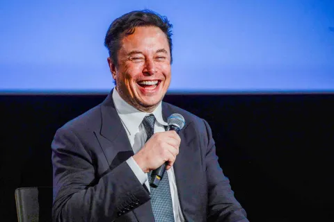 Diga adeus aos celulares: Elon Musk revelou que serão substi