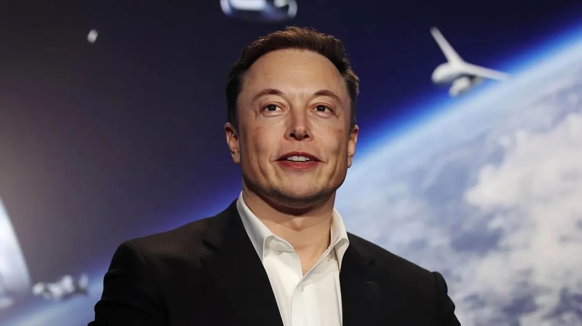 Elon Musk “afirma” ser um “alienígena viajante do tempo de 3