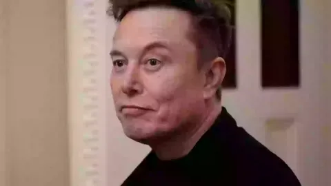 Elon Musk toma medida drástica contra influenciadora que afi