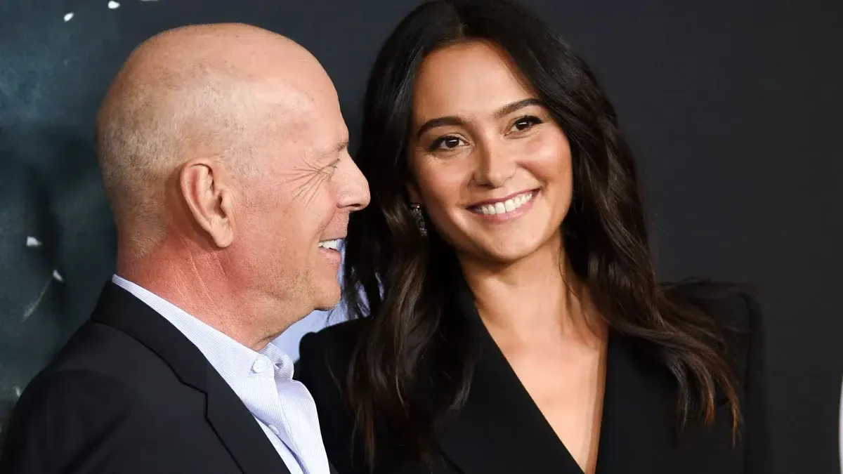 Esposa de Bruce Willis explica sintomas sutis que levaram o
