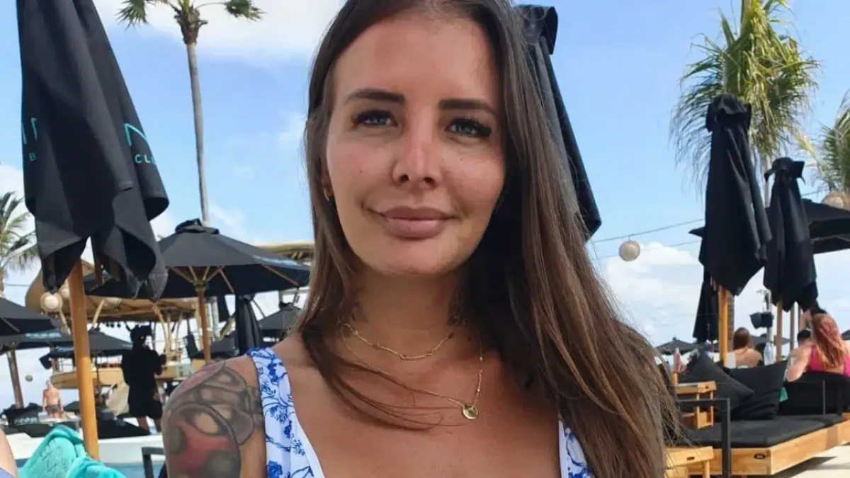 Estrela do OnlyFans com duas vaginas explica como sua anatom