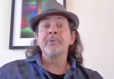 Ex-ateu revela o que viu “no céu” durante experiência de qua