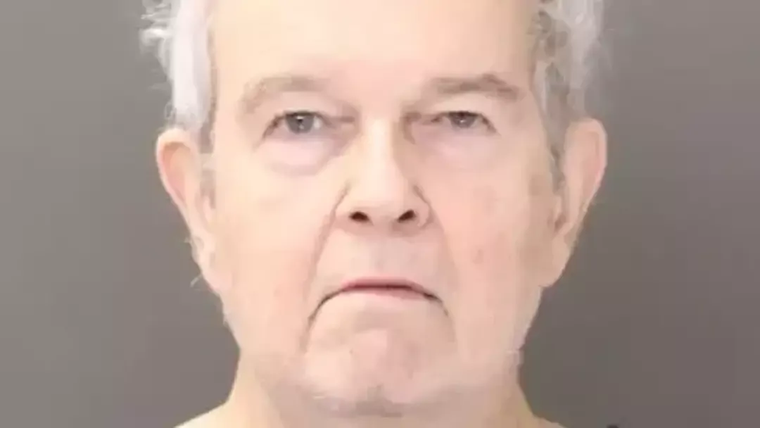 Ex-professor matou a esposa para evitar que nudes fossem div