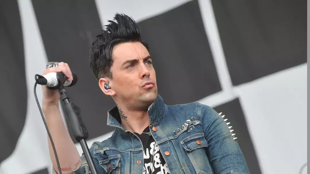 Ex-vocalista da banda Lostprophets, Ian Watkins, morreu após