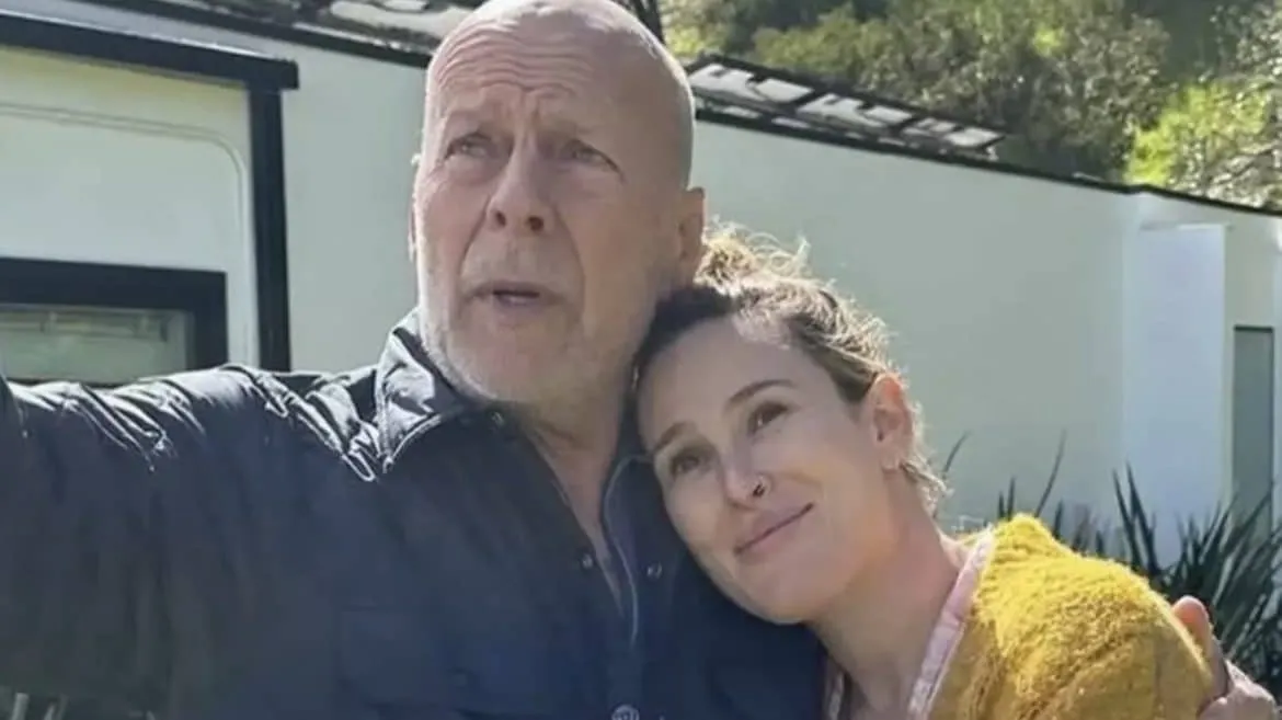 Filha de Bruce Willis compartilha atualização comovente sobr