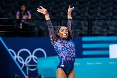 Ginastas dos EUA usam o uniforme olímpico mais caro da histó