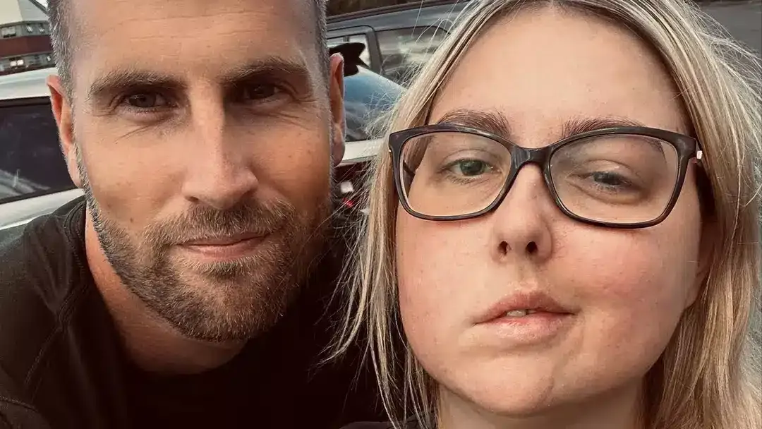 Grávida de 31 anos é diagnosticada com tumor cerebral após m