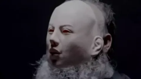 Hacker há 30 anos explica as coisas mais assustadoras que já viu na dark web