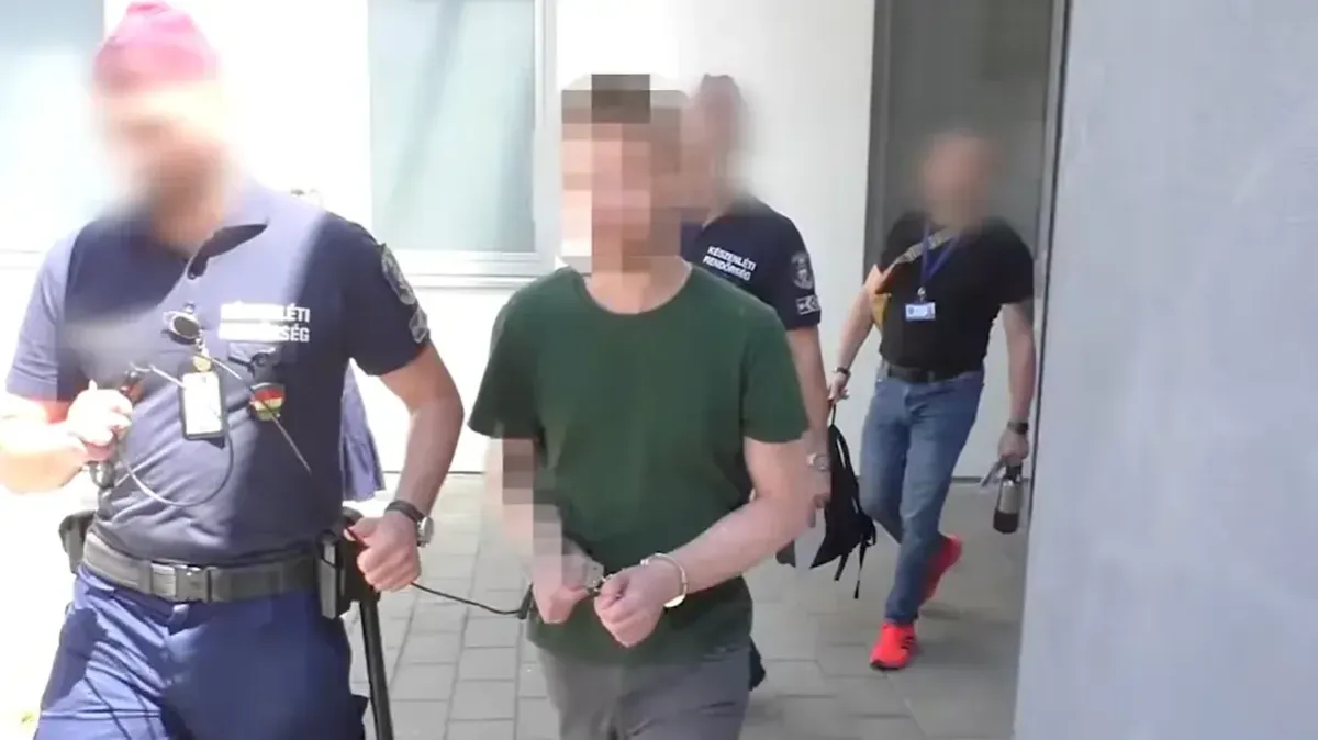 Homem é preso sob suspeita de roubar partes de corpos humano