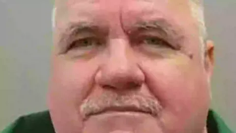 Homem no corredor da morte escolhe método de execução brutal