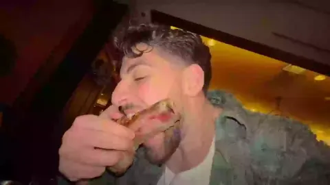 Homem que comeu apenas carne vermelha por 60 dias revela o i