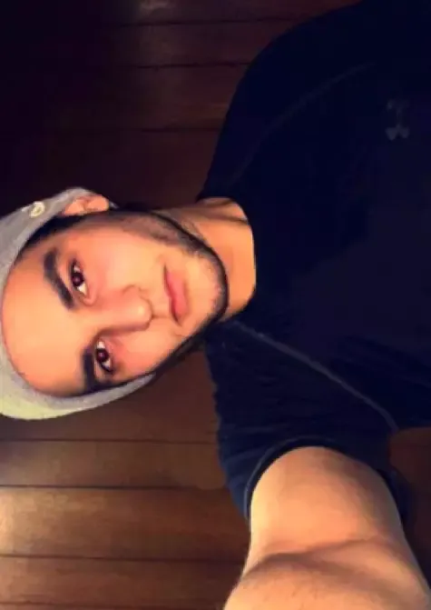 Homem que realizou o primeiro transplante bem-sucedido de rosto e das duas mãos compartilha detalhes gráficos que não pode publicar online