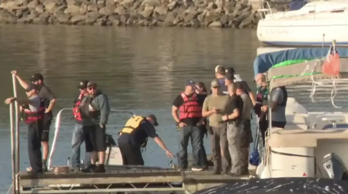 Mãe é acusada de afogar filho de 4 anos em lago “por Deus” e