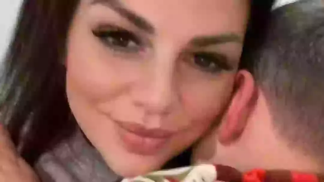 Mãe é diagnosticada com câncer terminal após confundir sinto