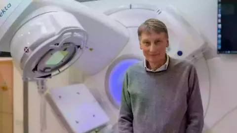 Médico renomado fica “devastado” ao ser diagnosticado com câ