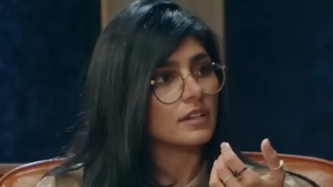 Mia Khalifa explica como sua vida sexual ainda é afetada 12