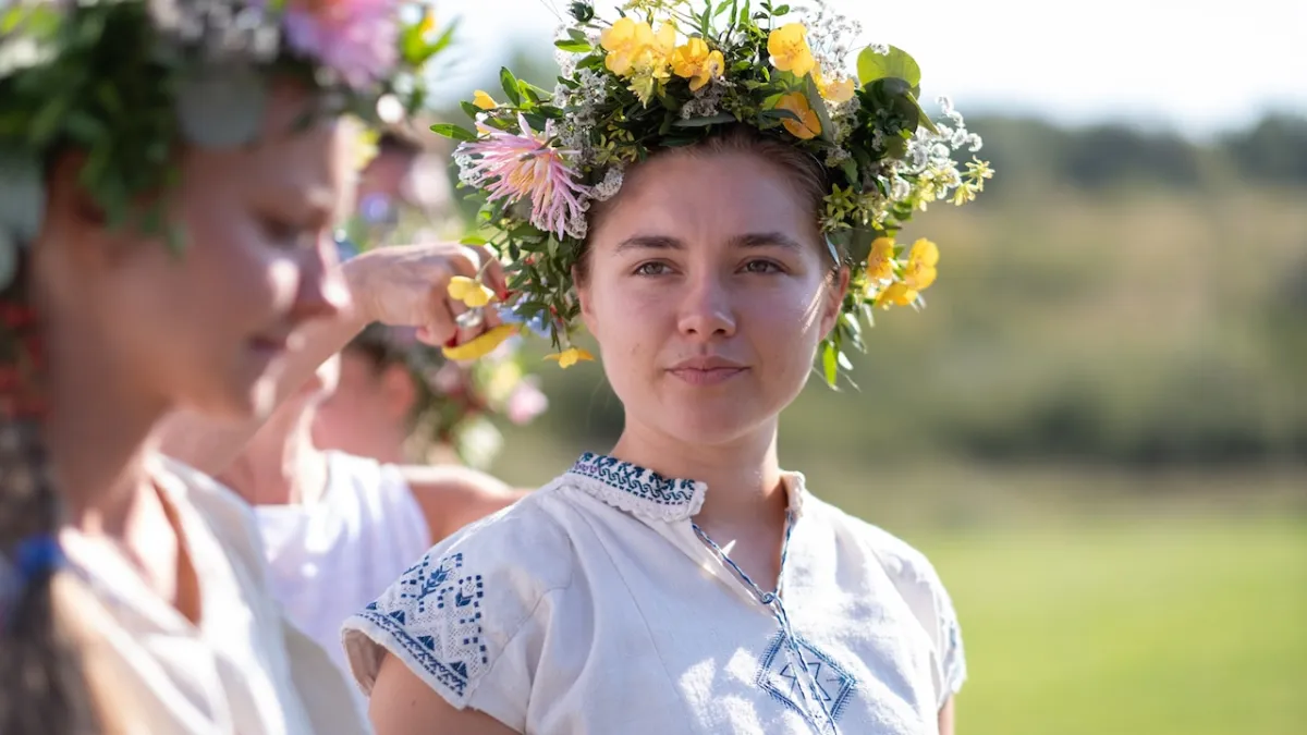 Midsommar: Filme de terror traumatiza novos espectadores