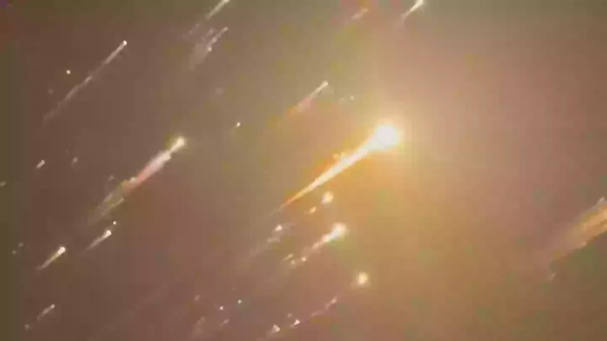 Momento aterrorizante em que foguete da SpaceX de Elon Musk