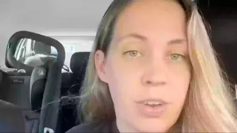 Mulher de 33 anos revela os sintomas que gostaria que não ti