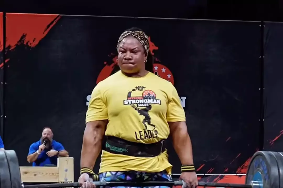 Mulher mais forte do mundo perde o título depois que os orga