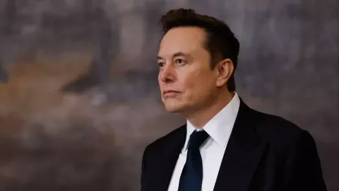 Mulher que foi a Auschwitz com Elon Musk explica como o bili