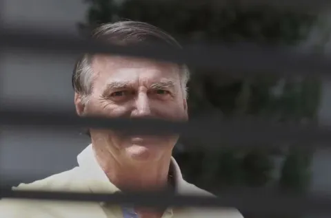 Onde a PF acha que Bolsonaro deve ficar preso em caso de con