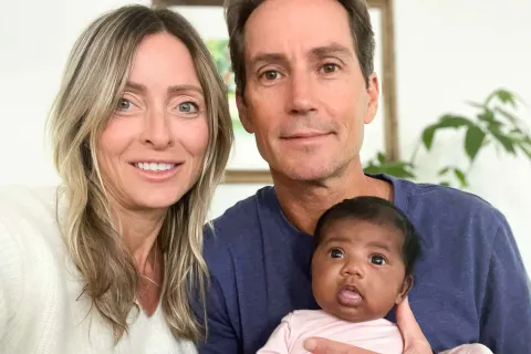 Pais processaram uma clínica de fertilização in vitro por entregar um bebê “não caucasiano”