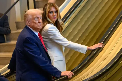 Pessoas ficam horrorizadas após Trump fazer exigência bizarr