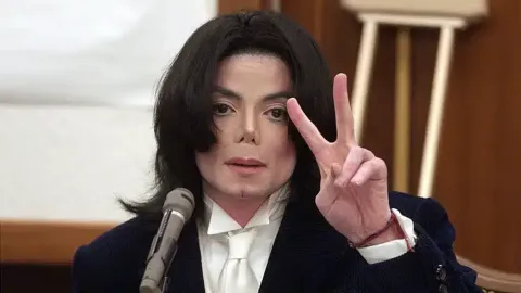 Por que Michael Jackson pediu “leite” pouco antes de morrer?