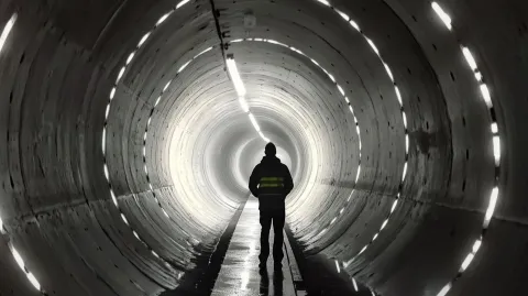 Proposta de túnel de $ 20.000.000.000.000 levaria você de No