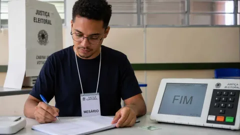 Quanto ganha um mesário nas eleições no Brasil?