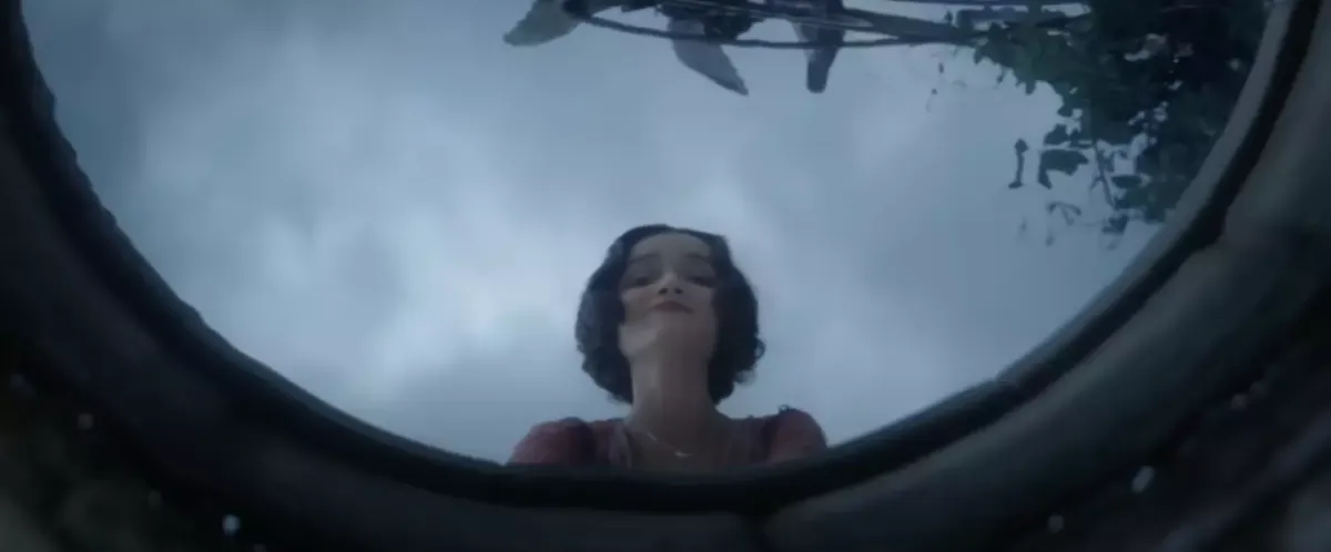 Rachel Zegler rebate críticas sobre “Branca de Neve” e comen