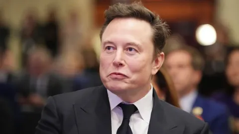 Só falta 10% do tempo: A previsão alarmante de Elon Musk sob