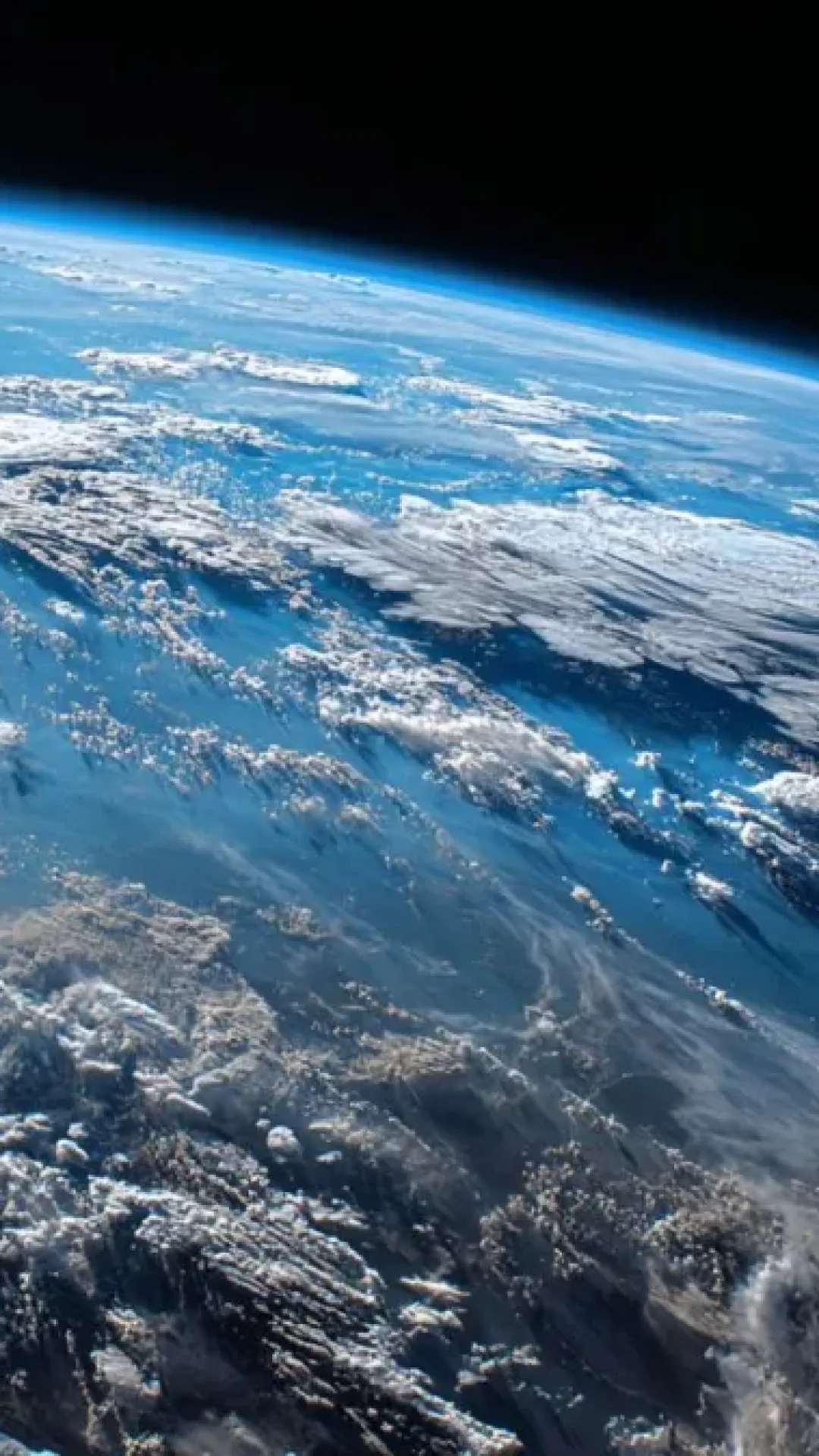 31 de outubro de 2000: o dia em que todos os humanos ainda estavam na Terra