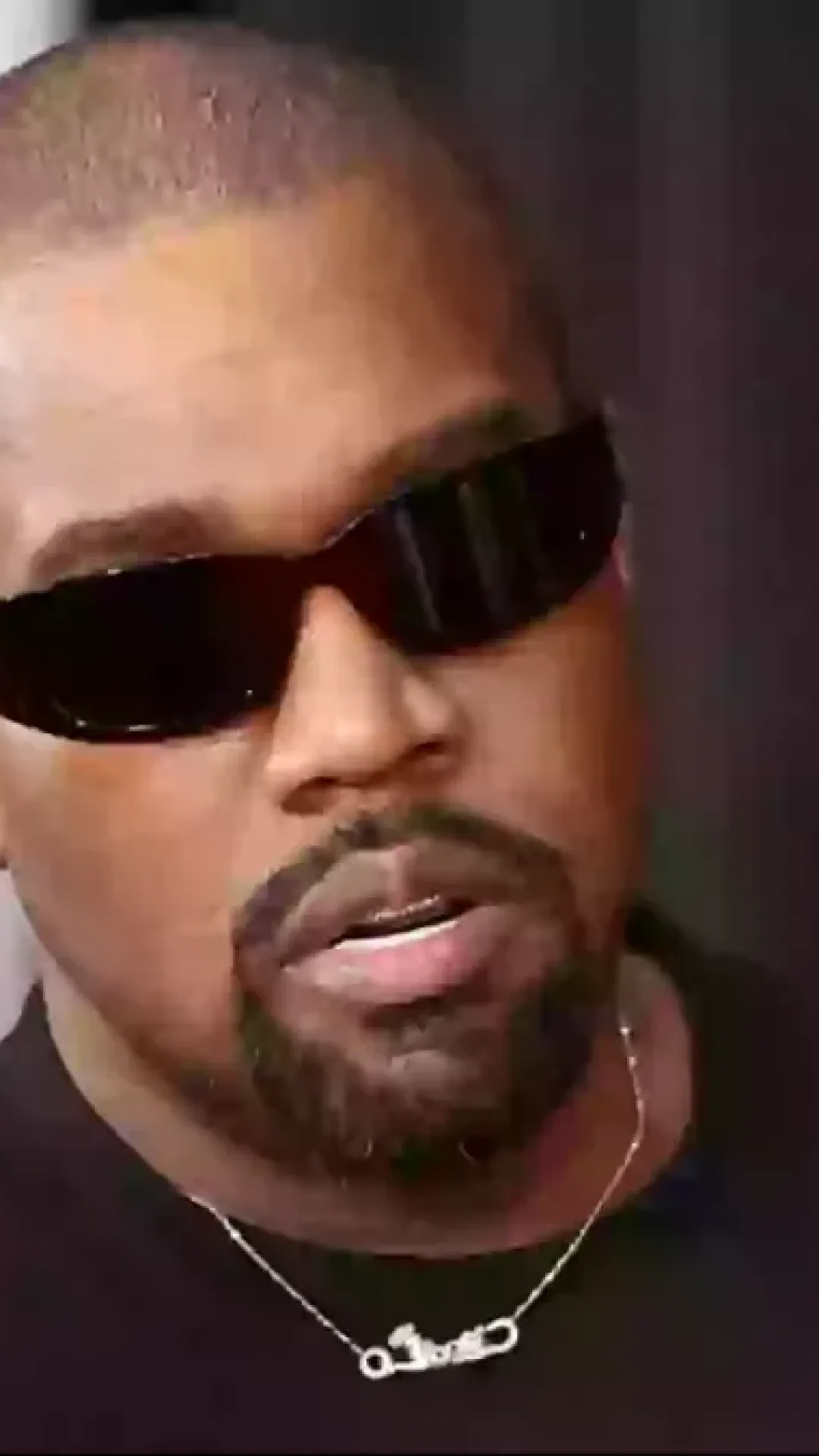 A conta do Twitter de Kanye West finalmente foi desativada com uma última mensagem para Elon Musk