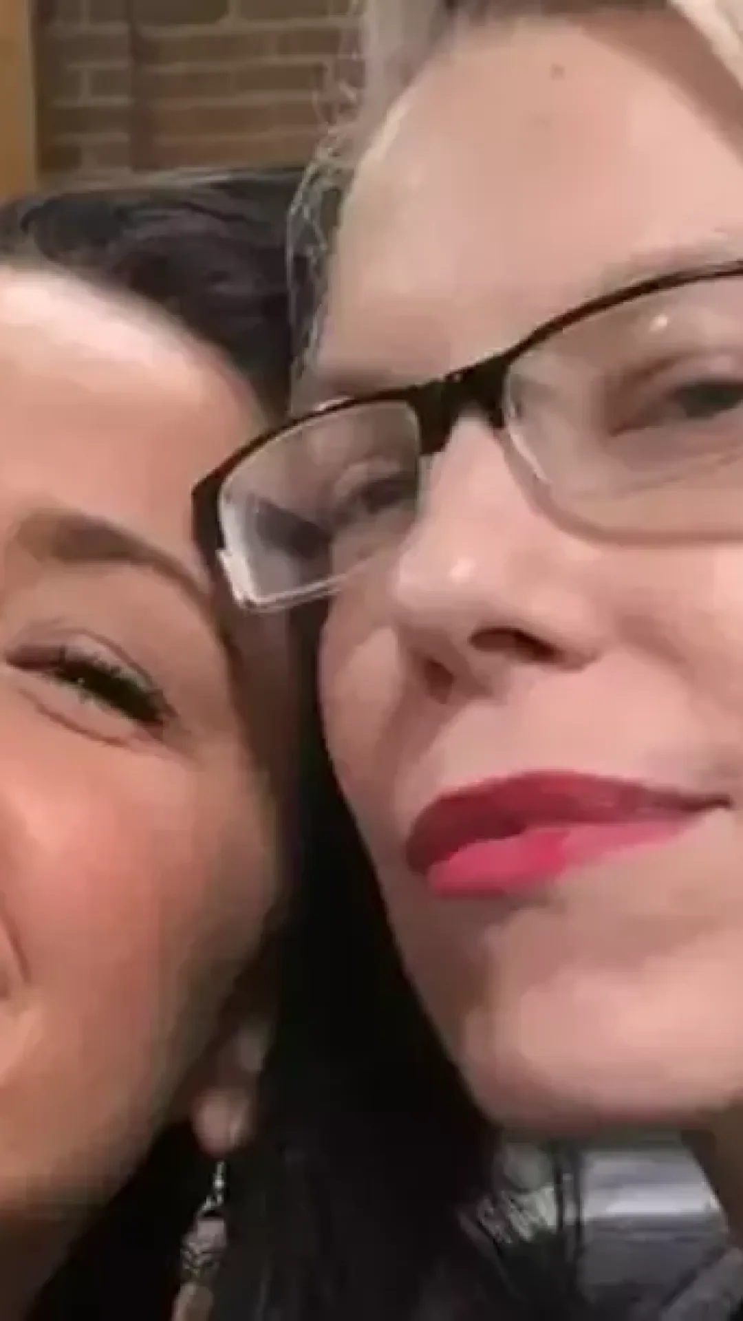 A mensagem comovente deixada por uma mulher que se separou do marido e teve relações com 200 homens após receber um diagnóstico de câncer terminal