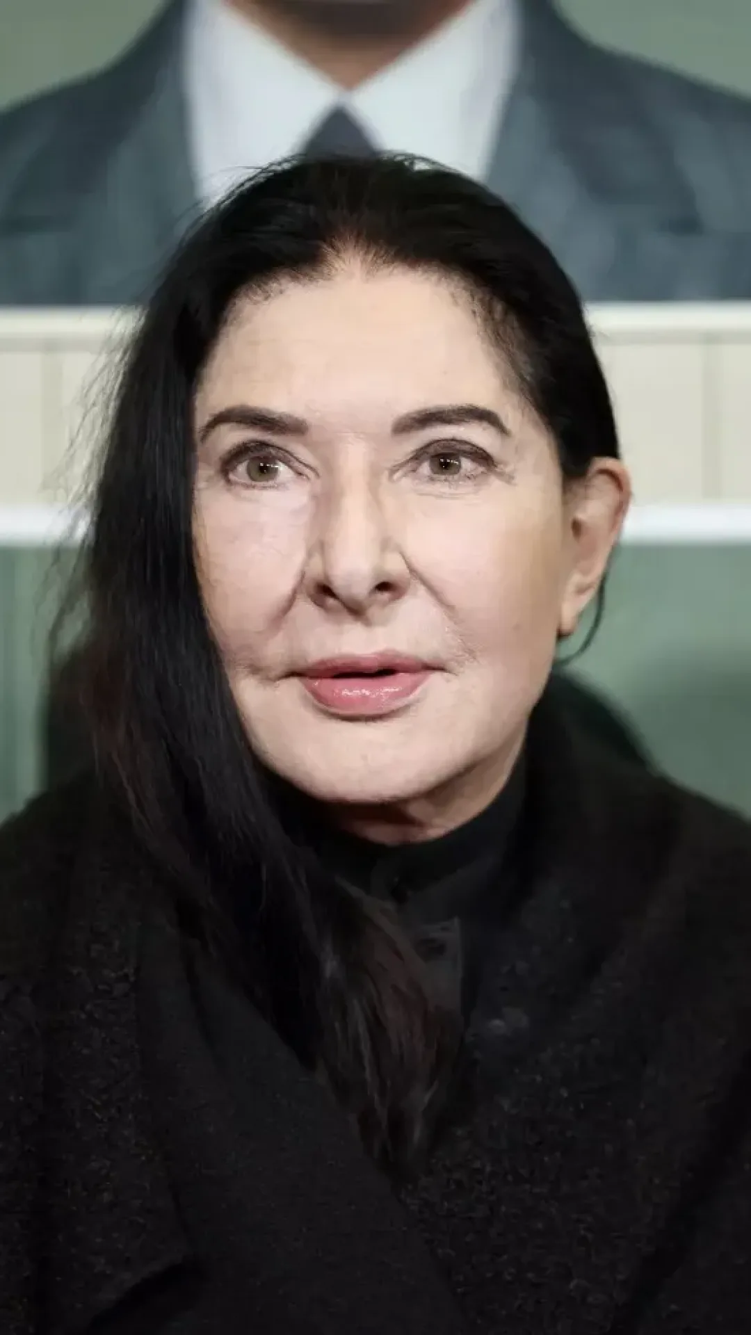 Artista que estava “pronta para morrer” após permitir que espectadores fizessem qualquer coisa com ela fará rituais sexuais no palco em breve